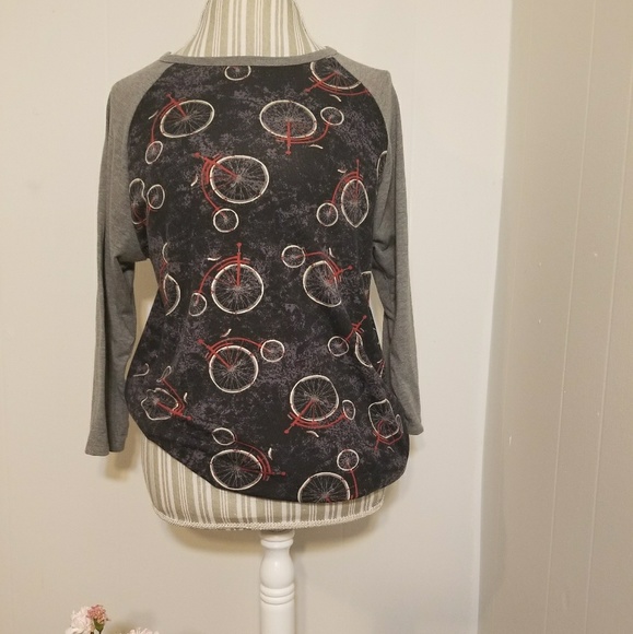 LuLaRoe Tops - 🌻🌺🌻NWOT LuLaRoe SHIRT/DRESS!!